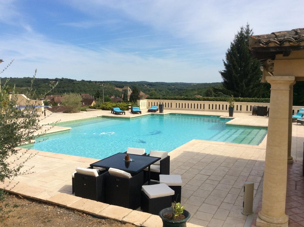 Domaine De La Rocque Bed and Breakfast Liorac-sur-Louyre Buitenkant foto
