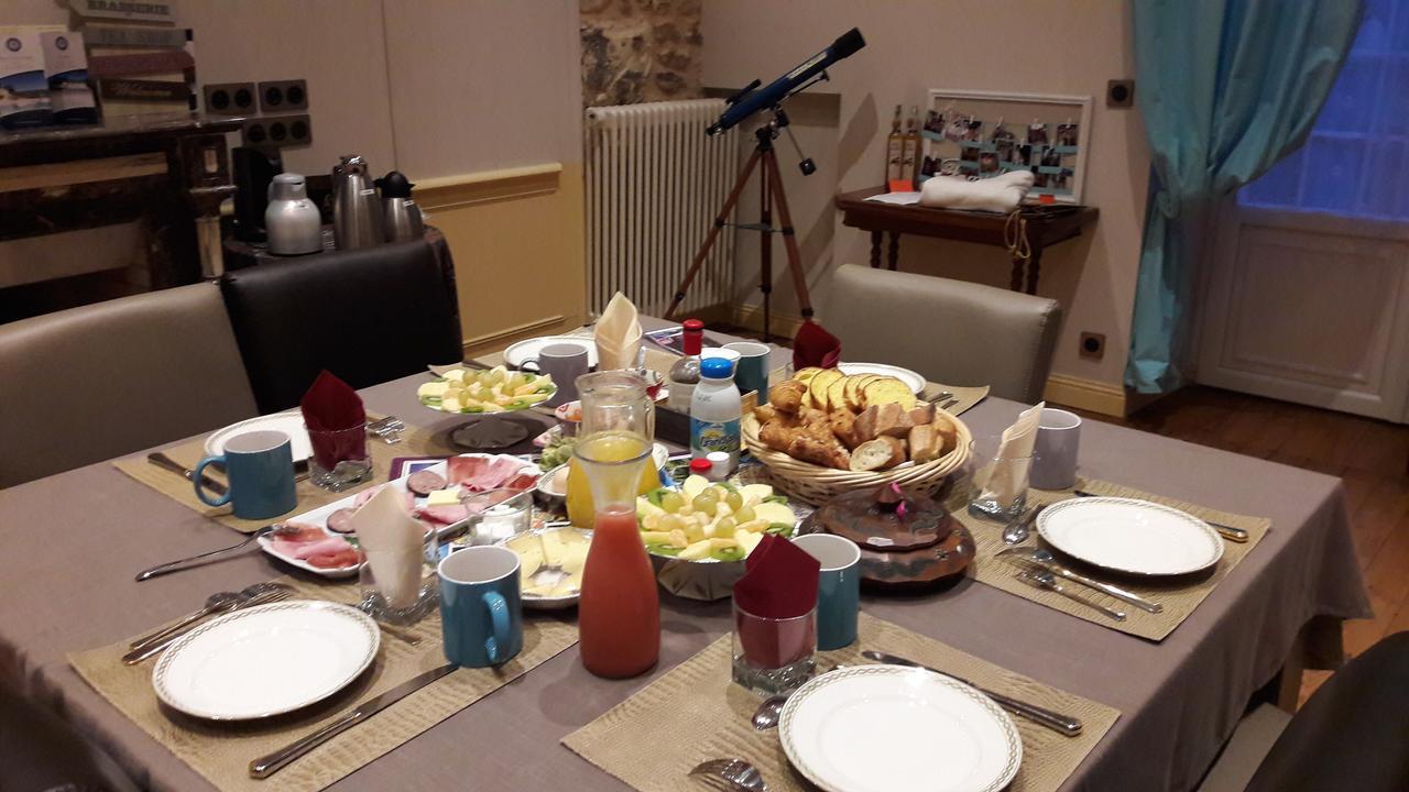 Domaine De La Rocque Bed and Breakfast Liorac-sur-Louyre Buitenkant foto