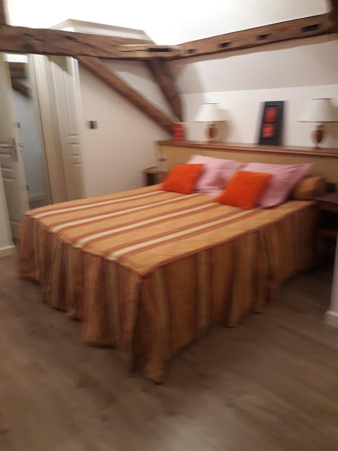 Domaine De La Rocque Bed and Breakfast Liorac-sur-Louyre Buitenkant foto